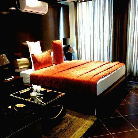 Bling Hotel International Multan Exterior photo
